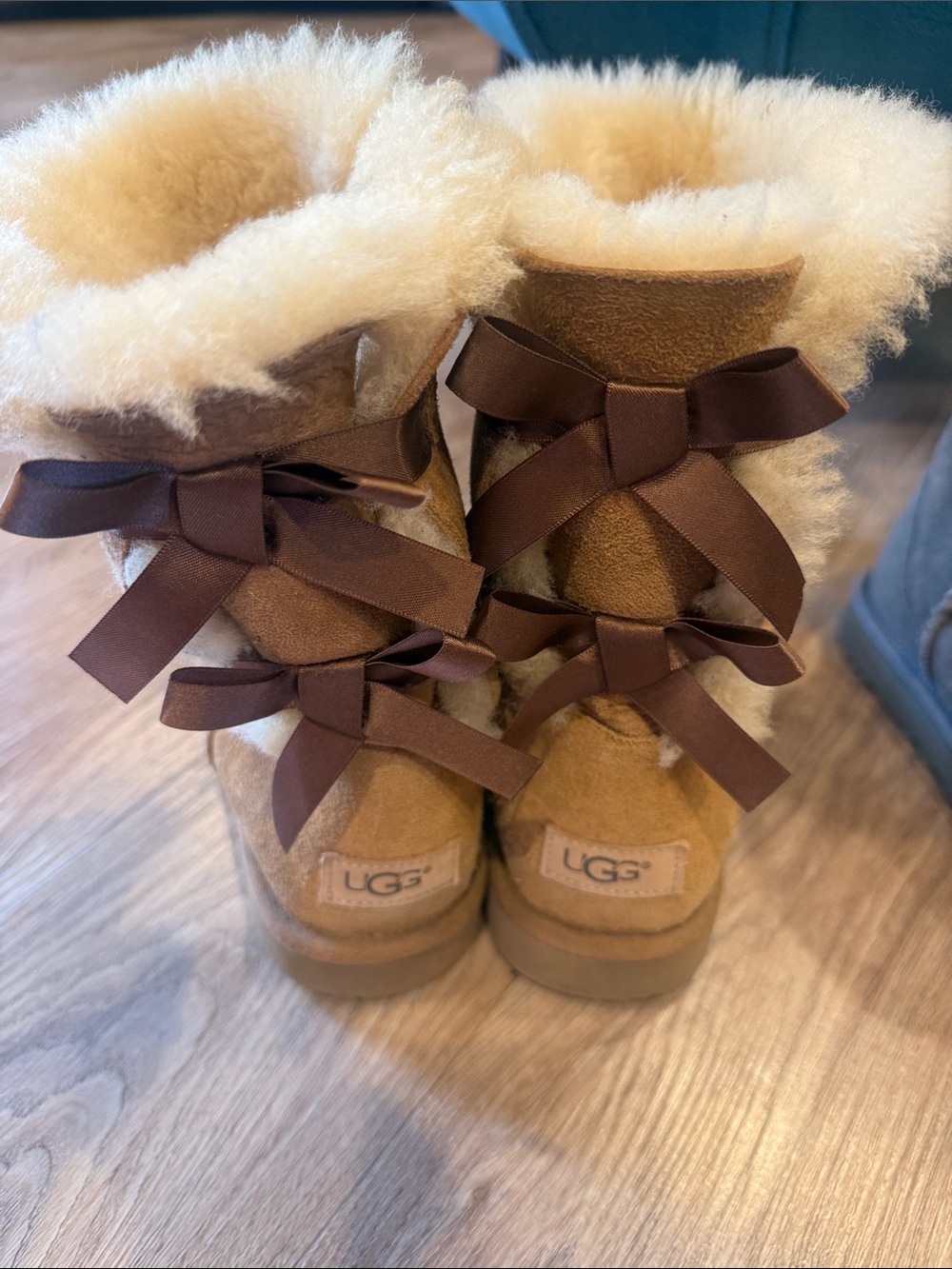 UGG Women's Chestnut Suede Bow-Back Shearling Boots